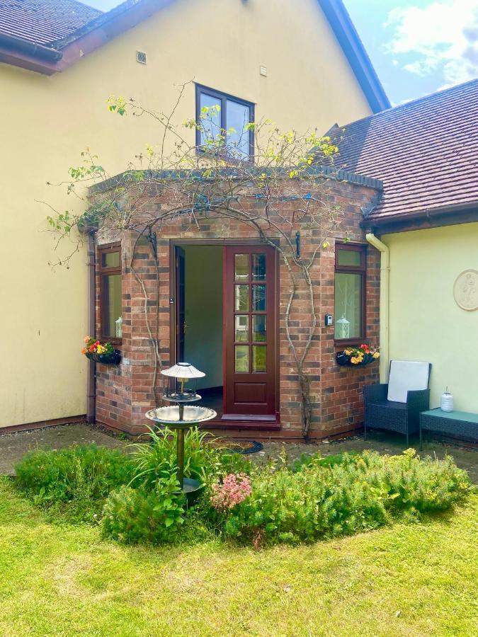 The Cottage On The Common Tenbury Buitenkant foto